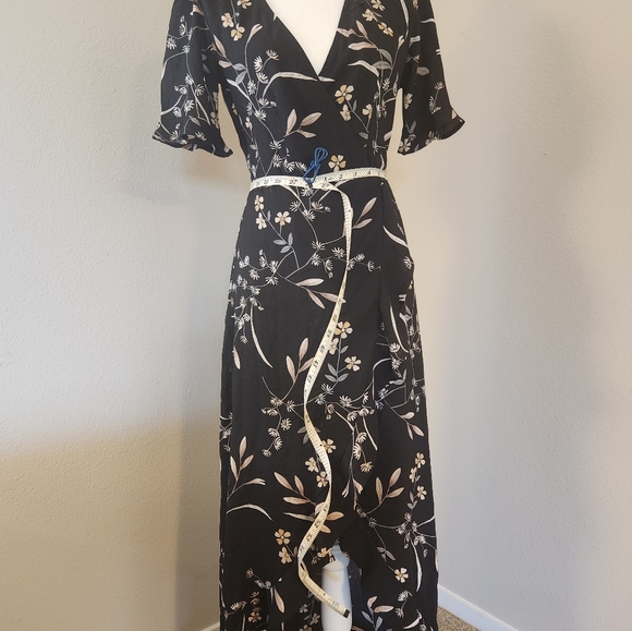 Lulu's Black Floral Wrap Dress size 2 - Picture 7 of 15